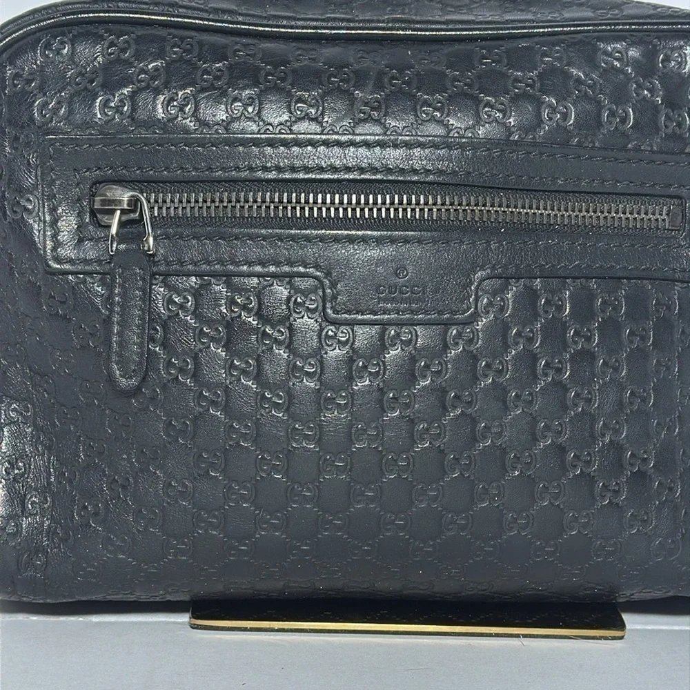 AUTHENTIC GUCCI DOP KIT IN BLACK GG LEATHER